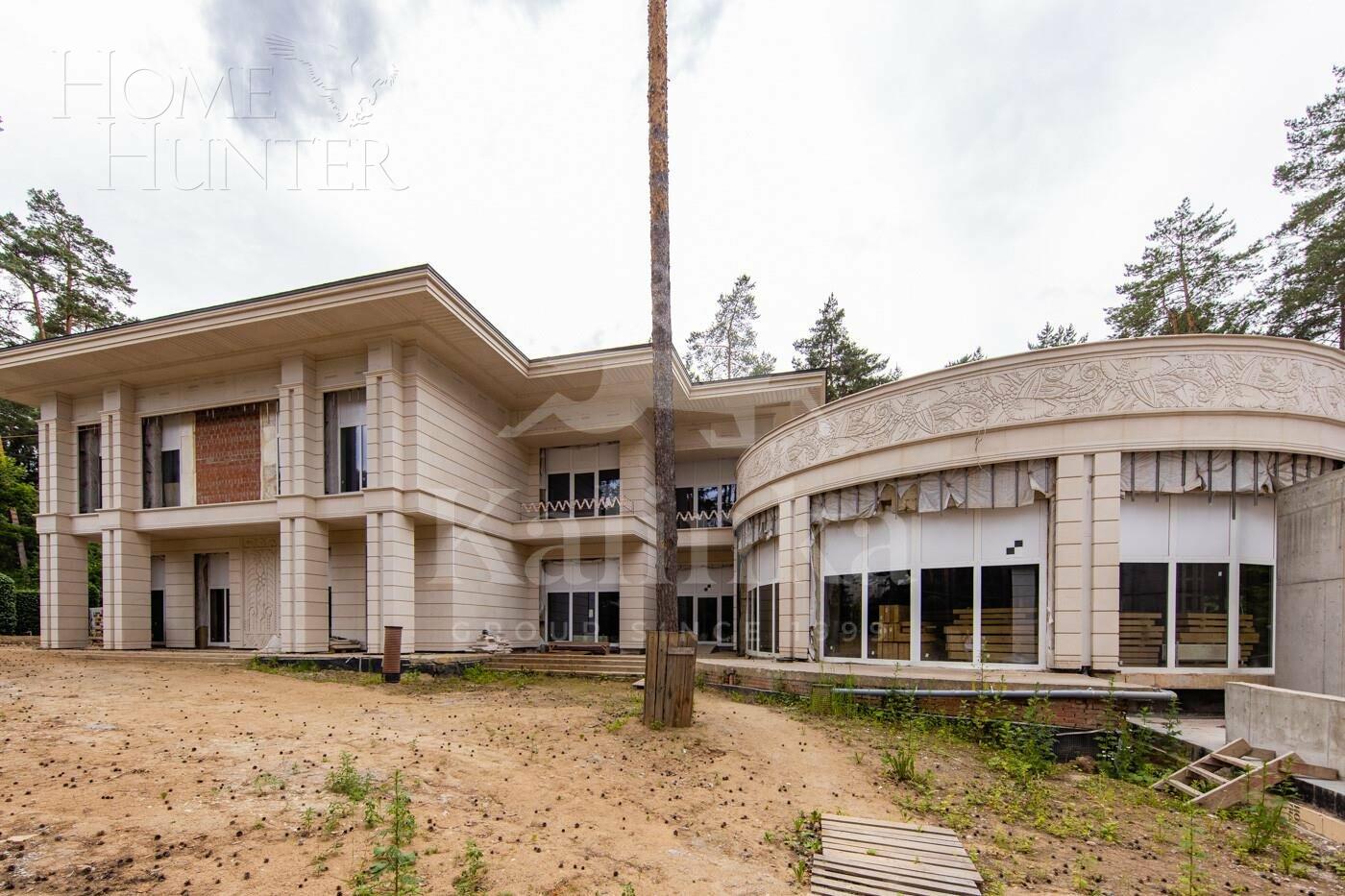 2-этажный коттедж 3 748 м² без отделки