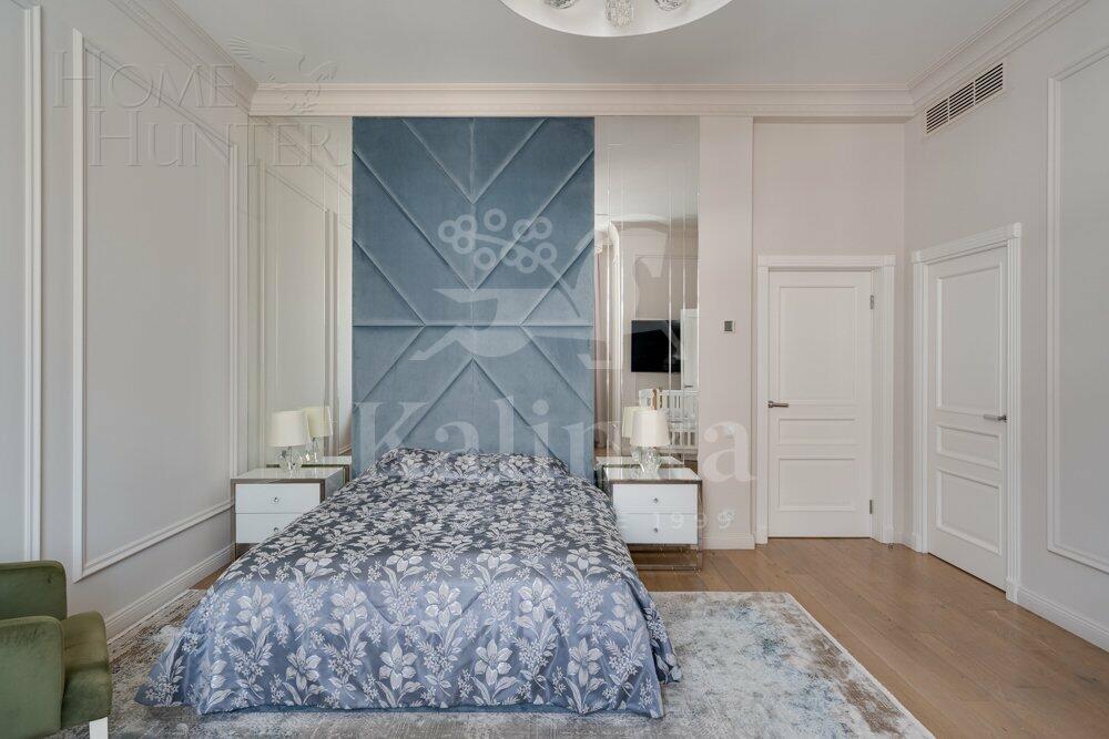 3-этажный таунхаус 400 м² с отделкой