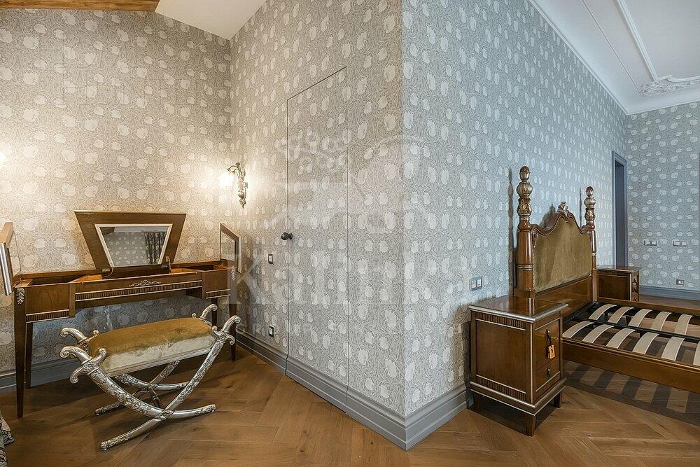 2-этажный коттедж 737 м² с отделкой