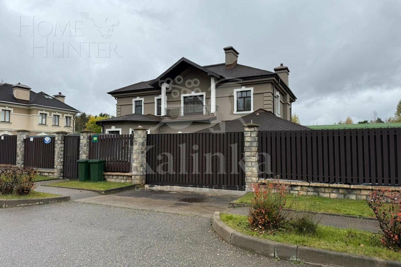 2-этажный коттедж 380 м² без отделки