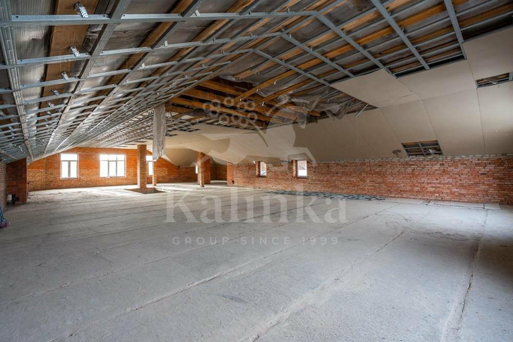 2-этажный коттедж 1 088 м² без отделки