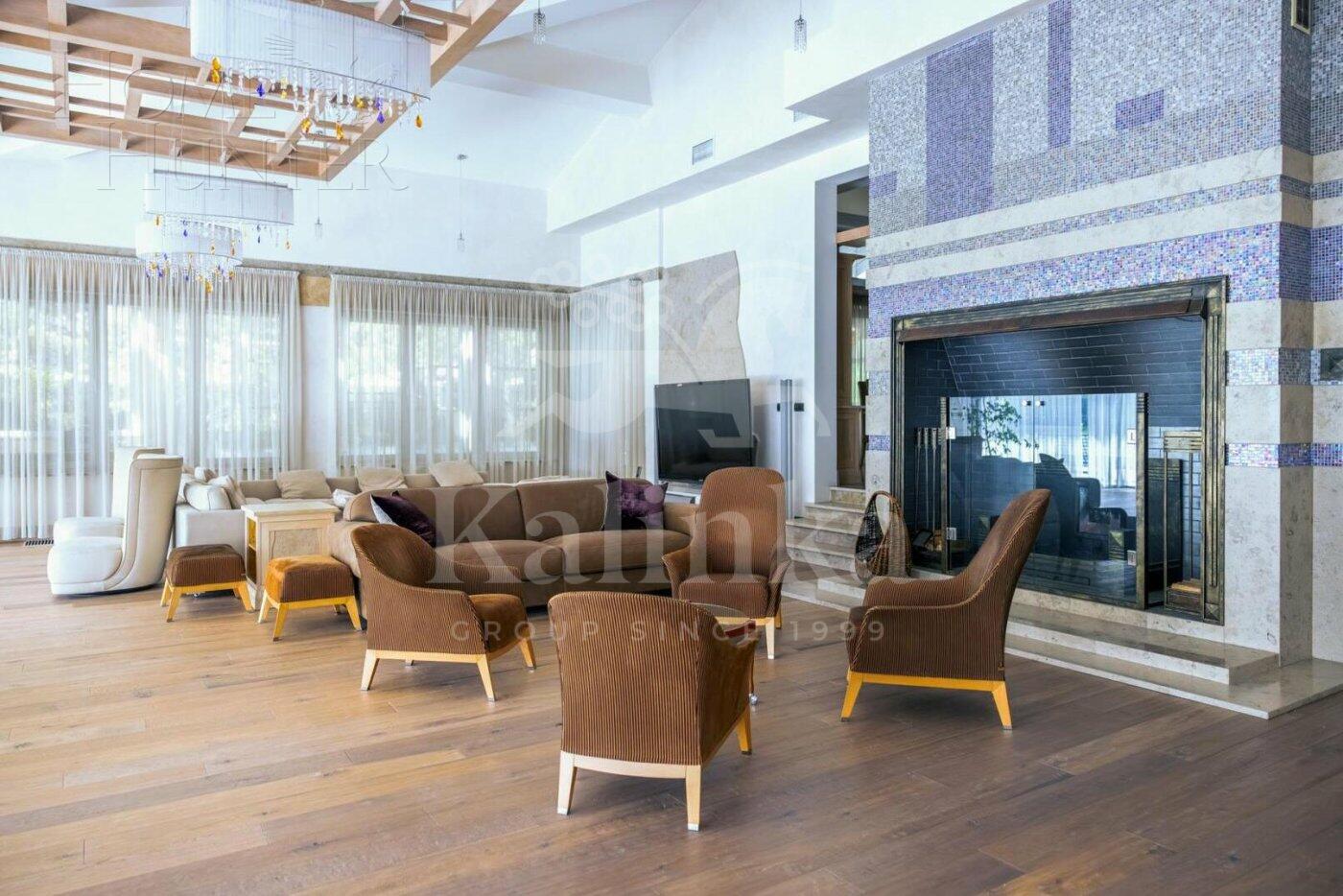 2-этажный коттедж 1 550 м² с отделкой