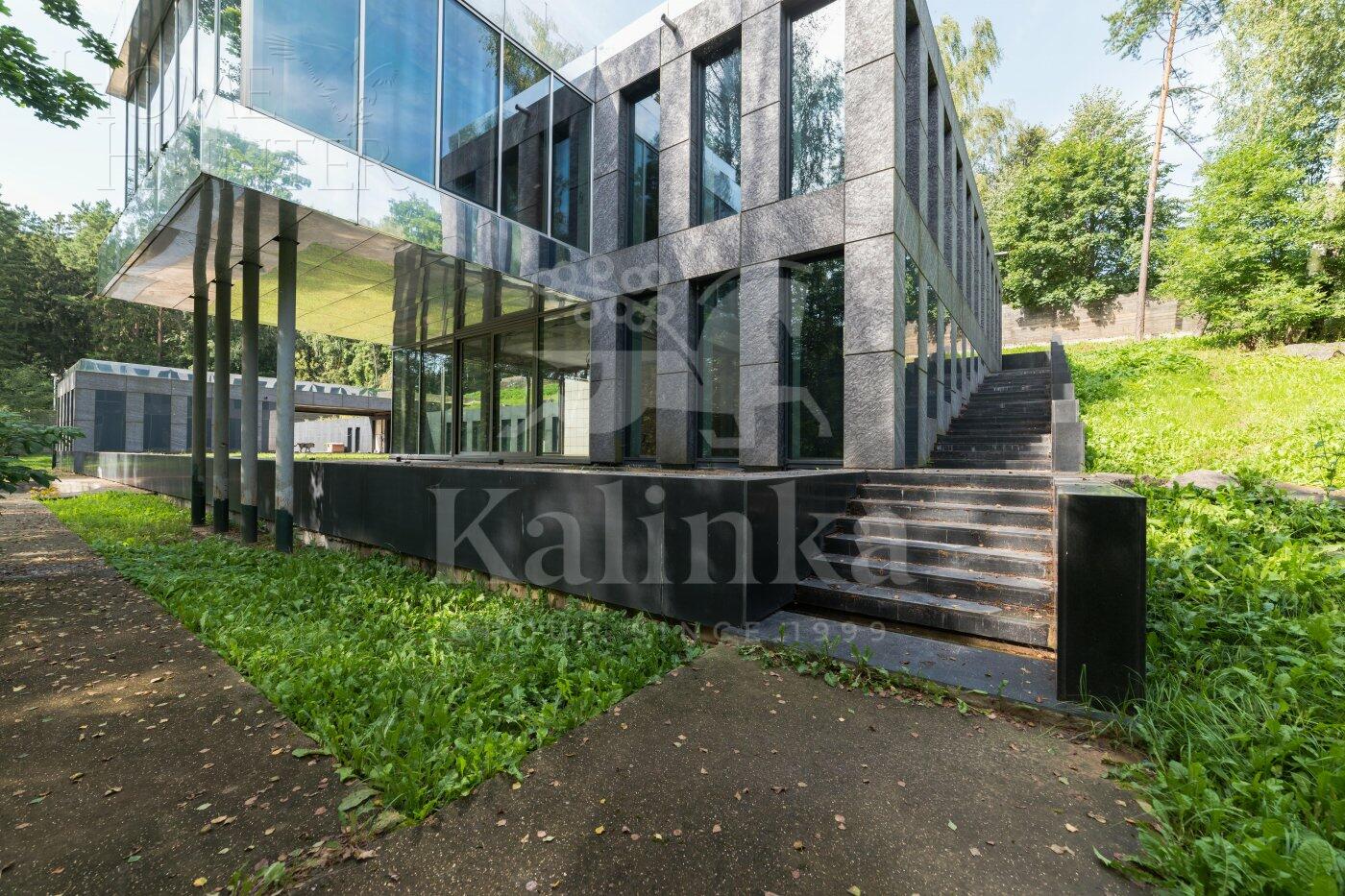 2-этажный коттедж 758 м² без отделки