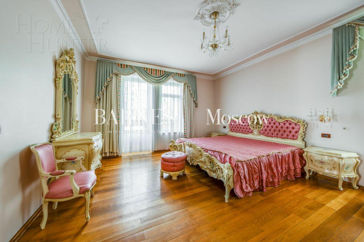 2-этажный коттедж 800 м² с отделкой