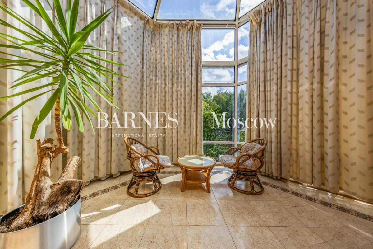 2-этажный коттедж 800 м² с отделкой