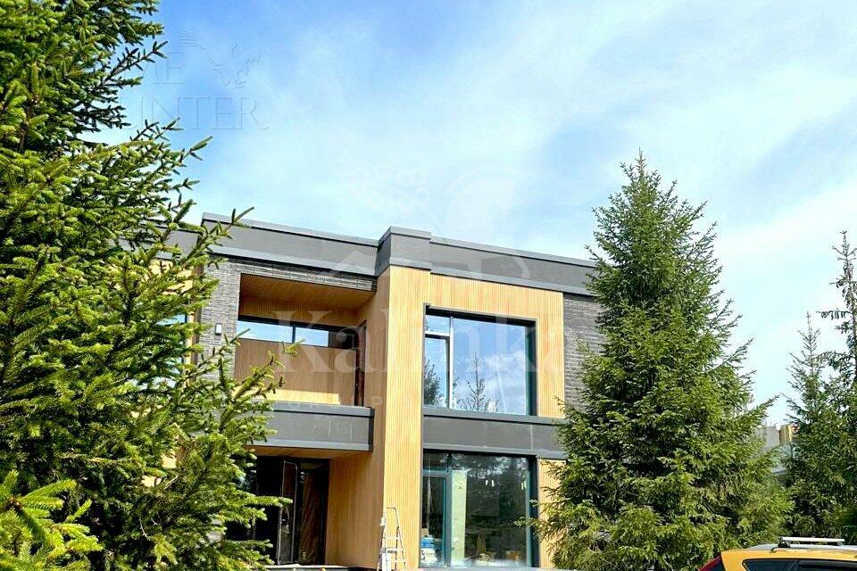 2-этажный коттедж 1 000 м² с отделкой