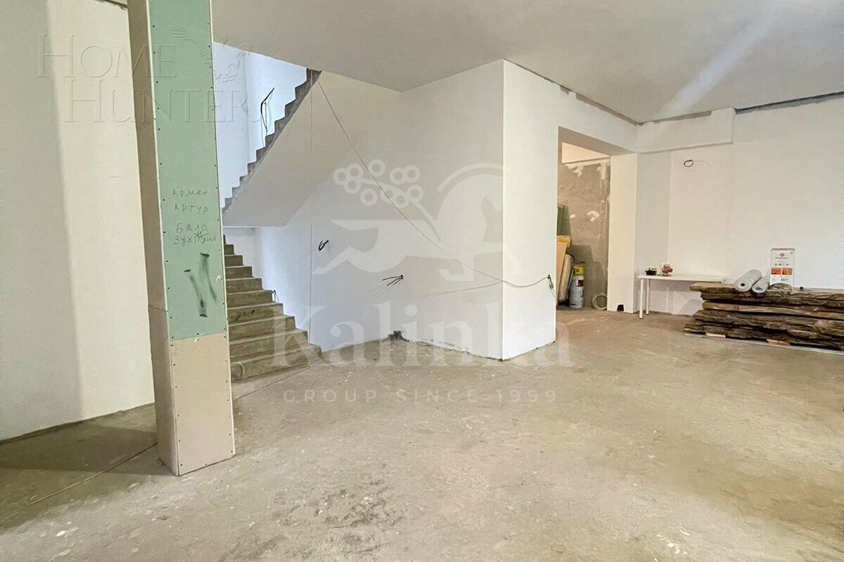 3-этажный коттедж 960 м² без отделки