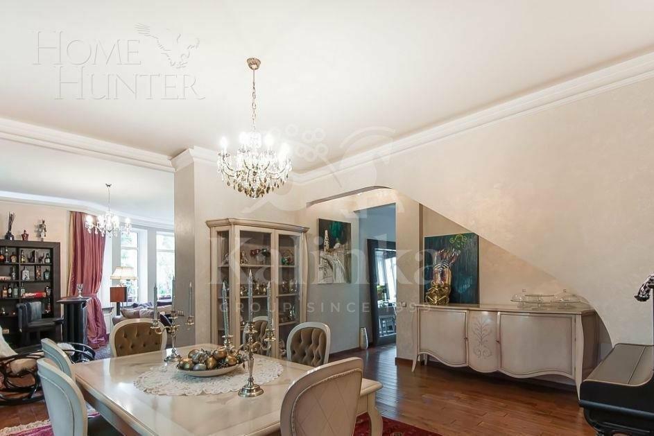 3-этажный коттедж 400 м² с отделкой