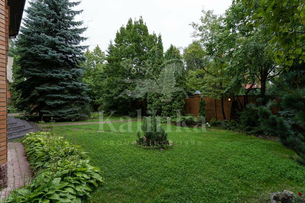 2-этажный коттедж 370 м² с отделкой