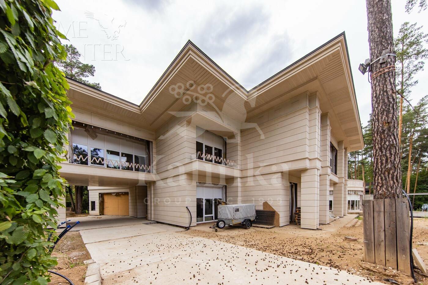 2-этажный коттедж 3 748 м² без отделки