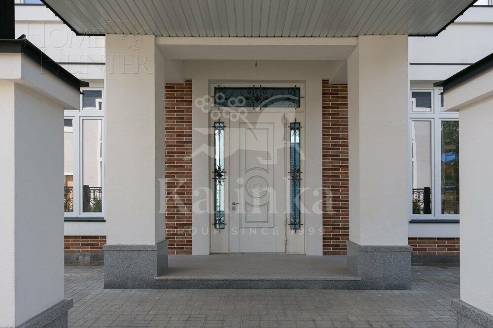 2-этажный коттедж 570 м² с отделкой