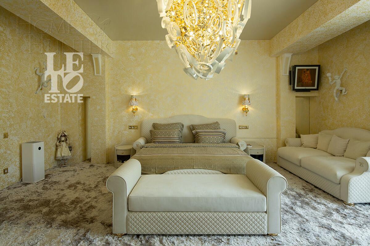 2-этажный коттедж 650 м² с отделкой