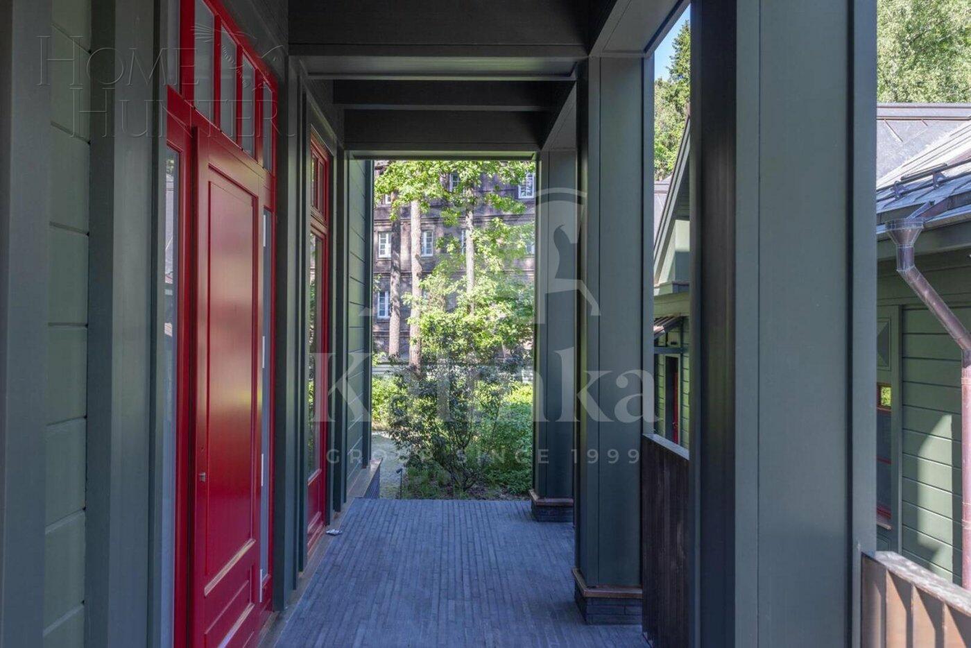 2-этажный коттедж 600 м² без отделки