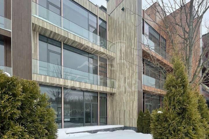 2-этажный таунхаус 238.4 м² без отделки