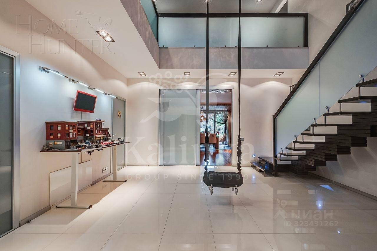 2-этажный коттедж 1 200 м² с отделкой