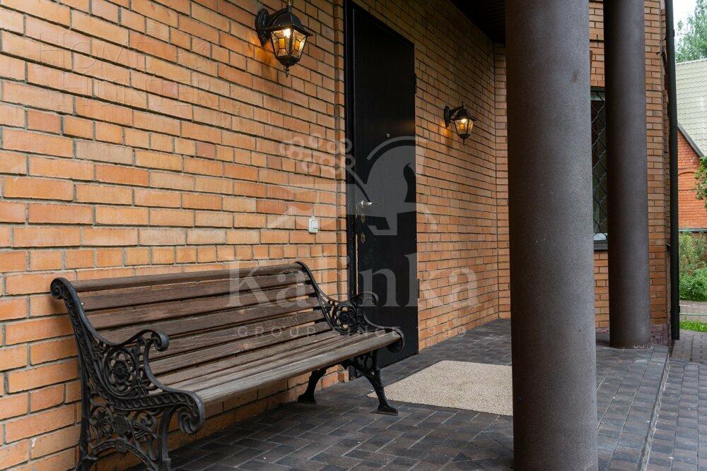 2-этажный коттедж 370 м² с отделкой