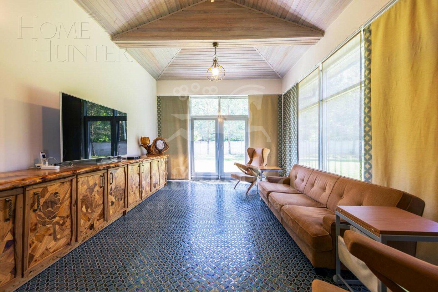 2-этажный коттедж 1 550 м² с отделкой