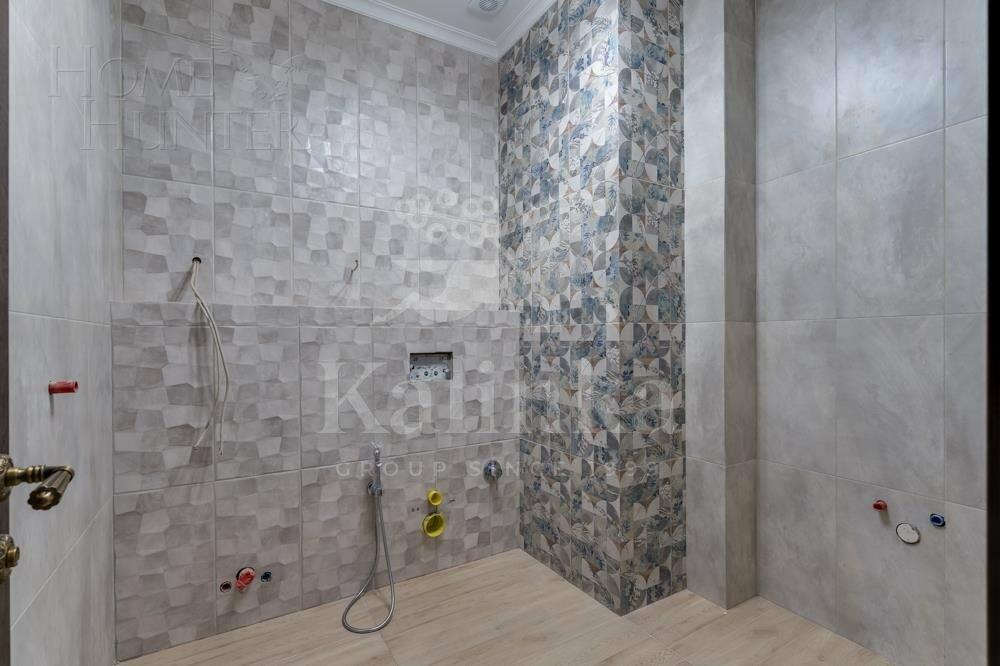 2-этажный коттедж 693.5 м² с отделкой