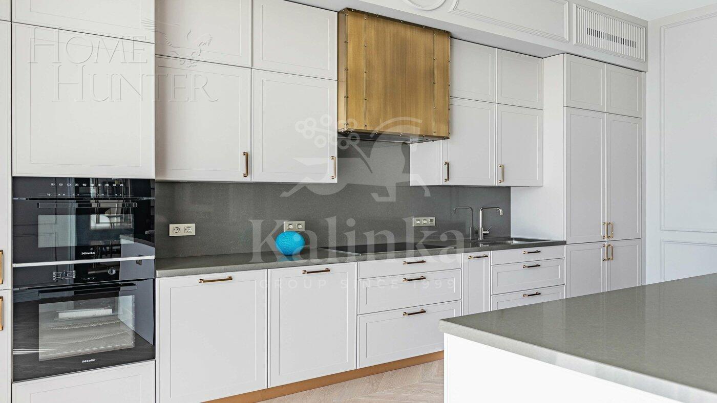 2-этажный коттедж 863 м² с отделкой