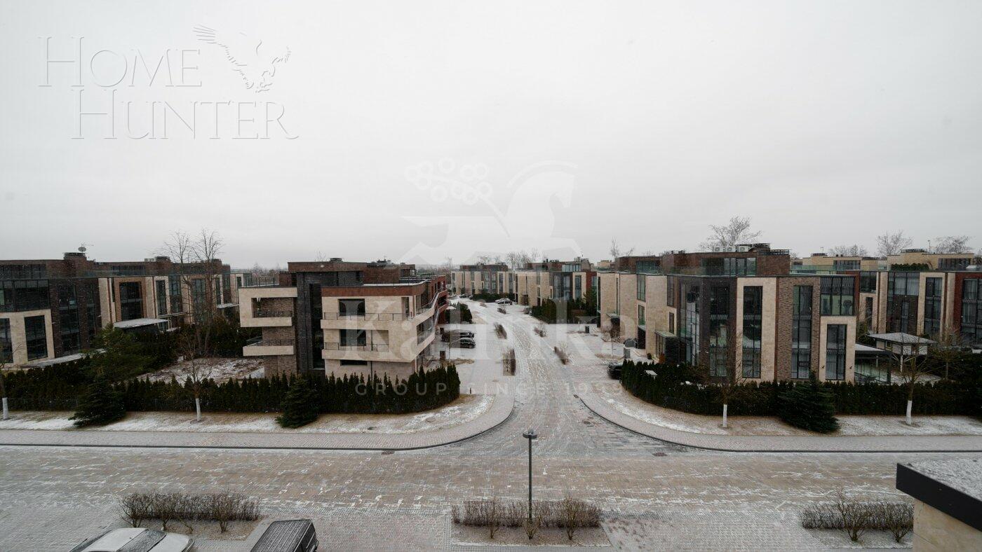 4-этажный таунхаус 278 м² с отделкой