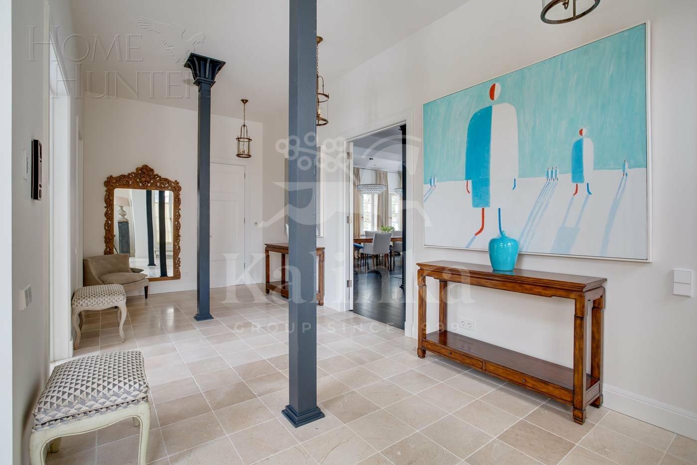 2-этажный коттедж 580 м² с отделкой