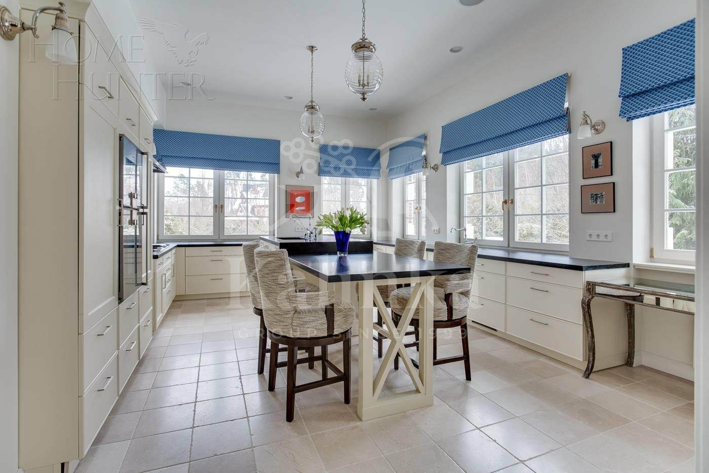 2-этажный коттедж 580 м² с отделкой