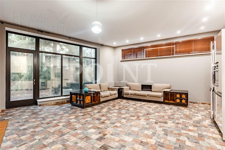 2-этажный коттедж 947 м² с отделкой