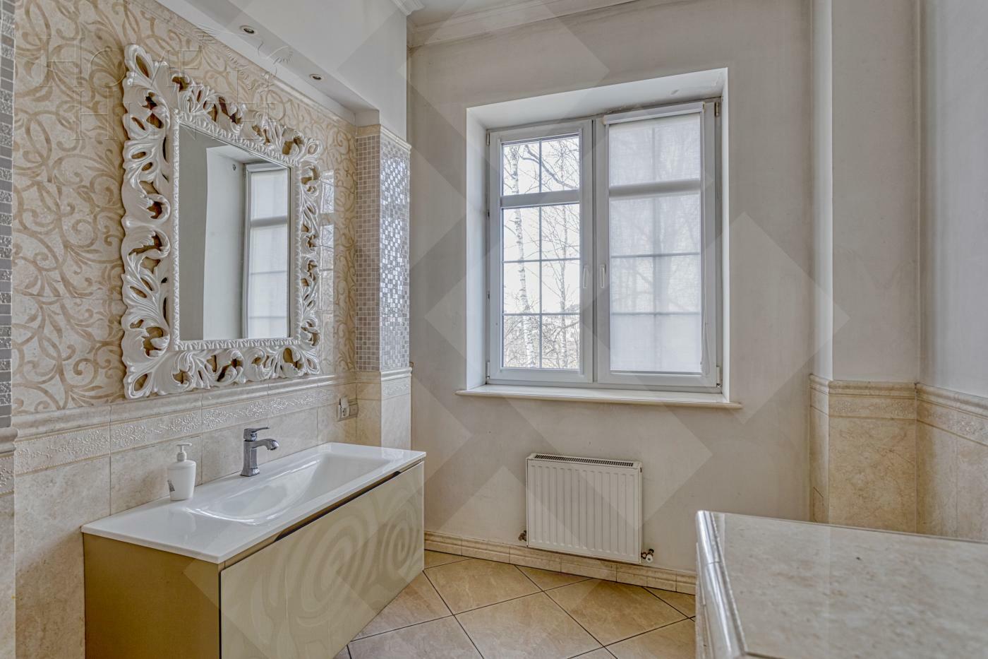 2-этажный коттедж 797 м² с отделкой