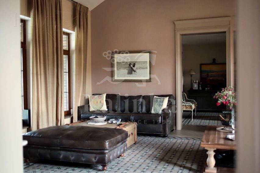 2-этажный коттедж 700 м² с отделкой