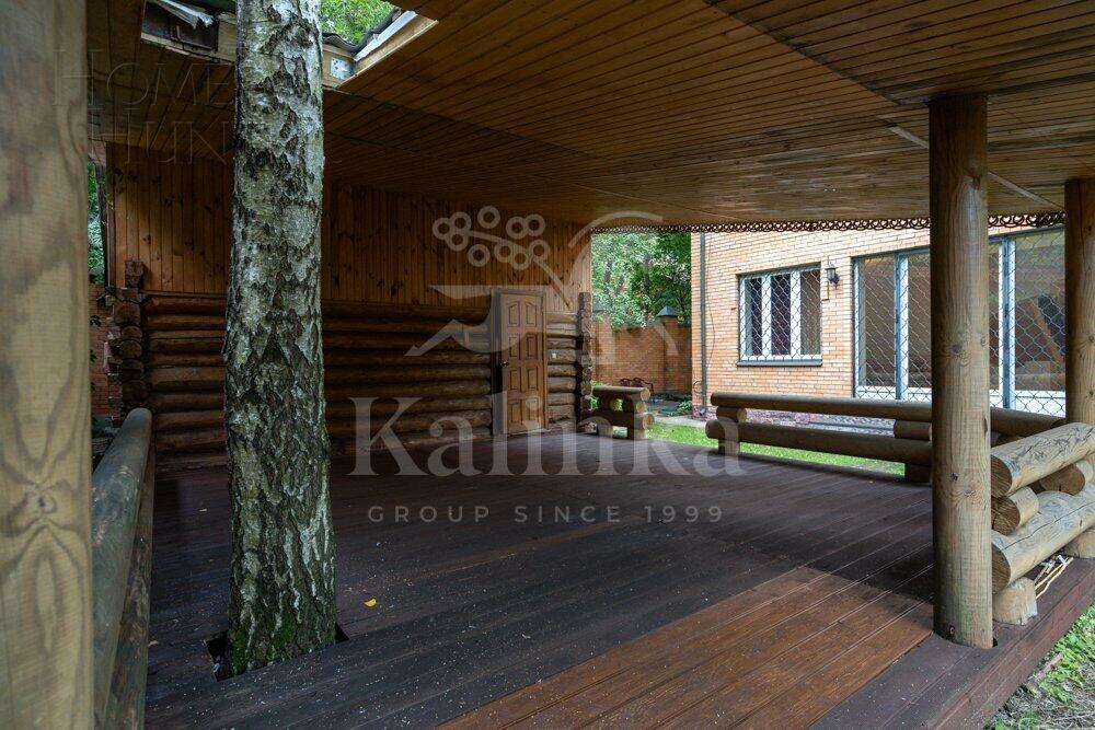 2-этажный коттедж 370 м² с отделкой