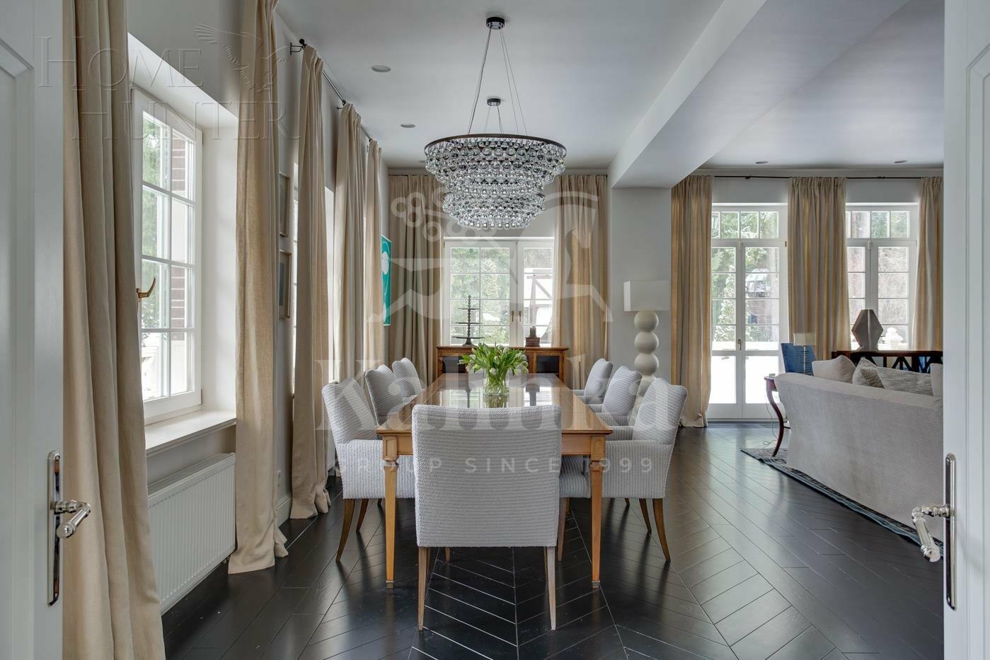 2-этажный коттедж 580 м² с отделкой