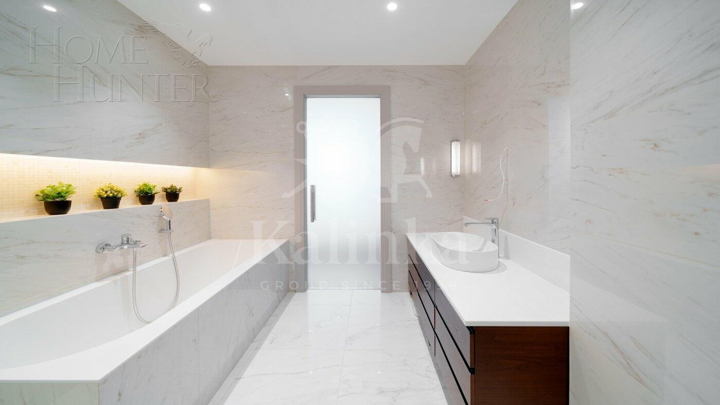 4-этажный таунхаус 278 м² с отделкой