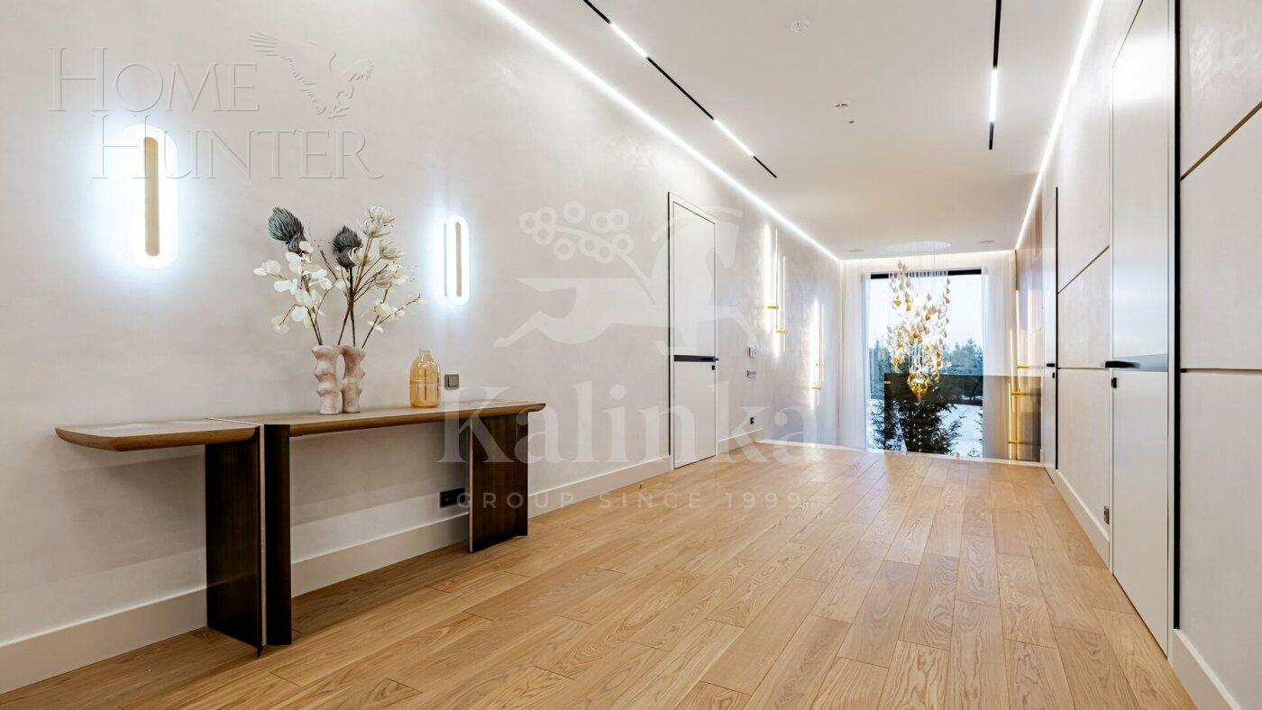 2-этажный коттедж 1 170 м² с отделкой