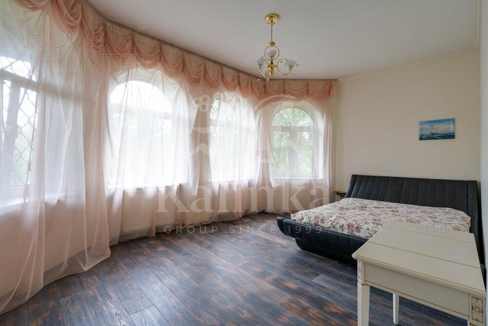 2-этажный коттедж 370 м² с отделкой