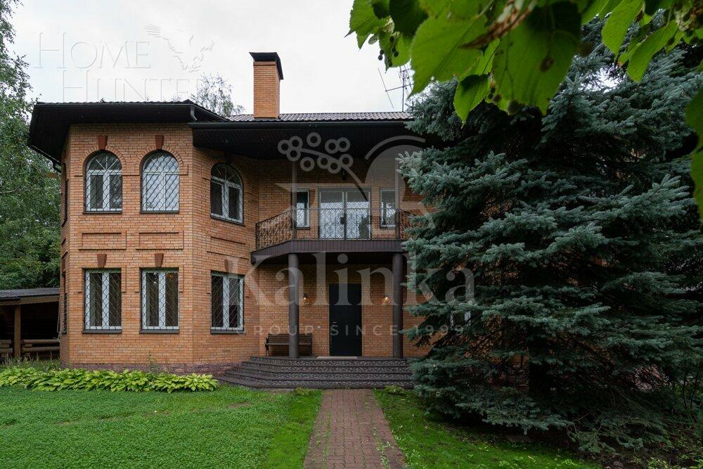 2-этажный коттедж 370 м² с отделкой