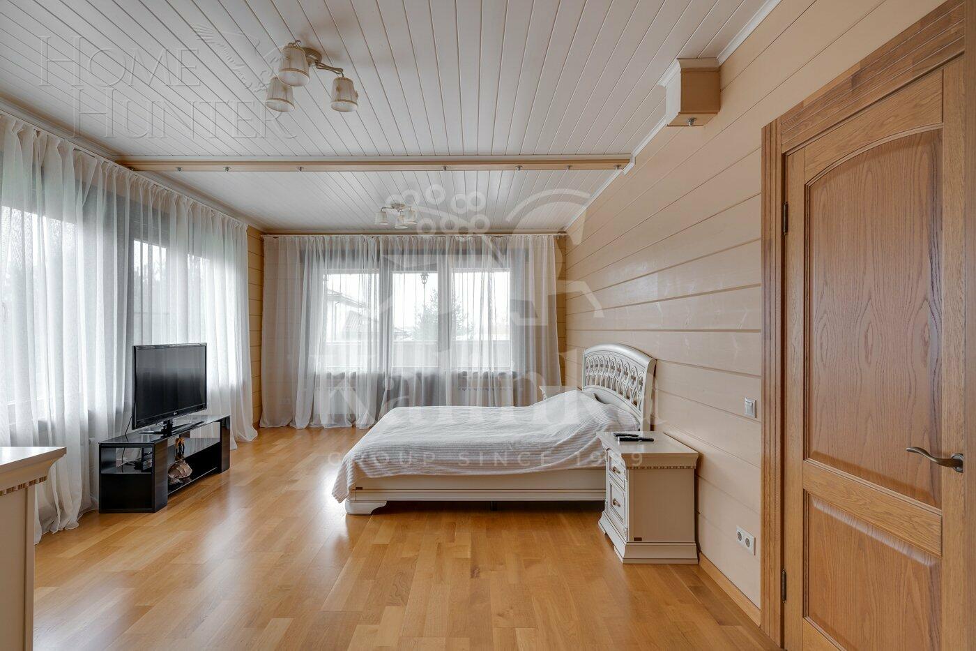 2-этажный коттедж 370 м² с отделкой