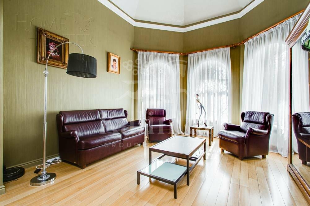 2-этажный коттедж 700 м² с отделкой