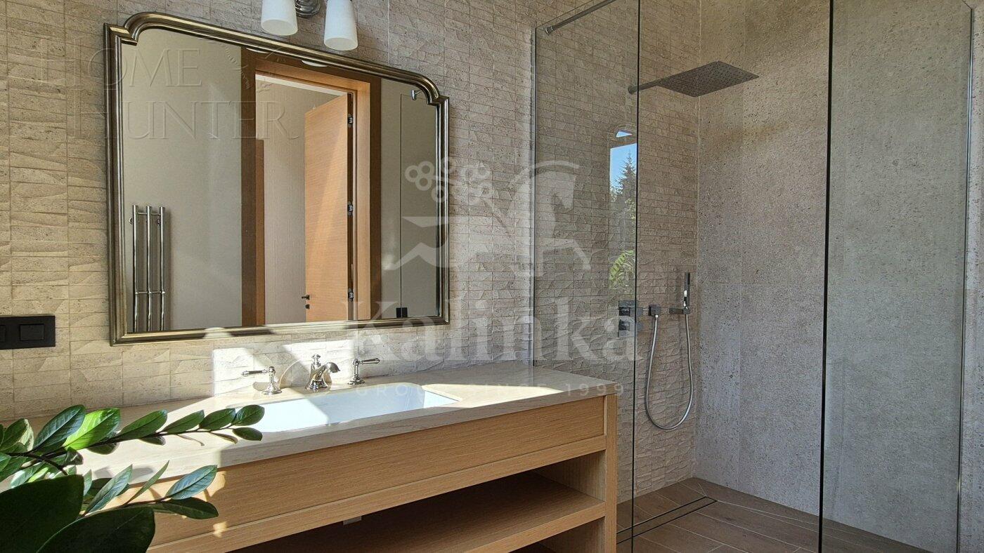 1-этажный коттедж 275 м² с отделкой