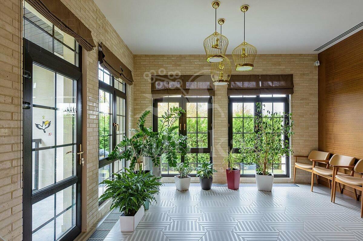 2-этажный коттедж 1 280 м² с отделкой