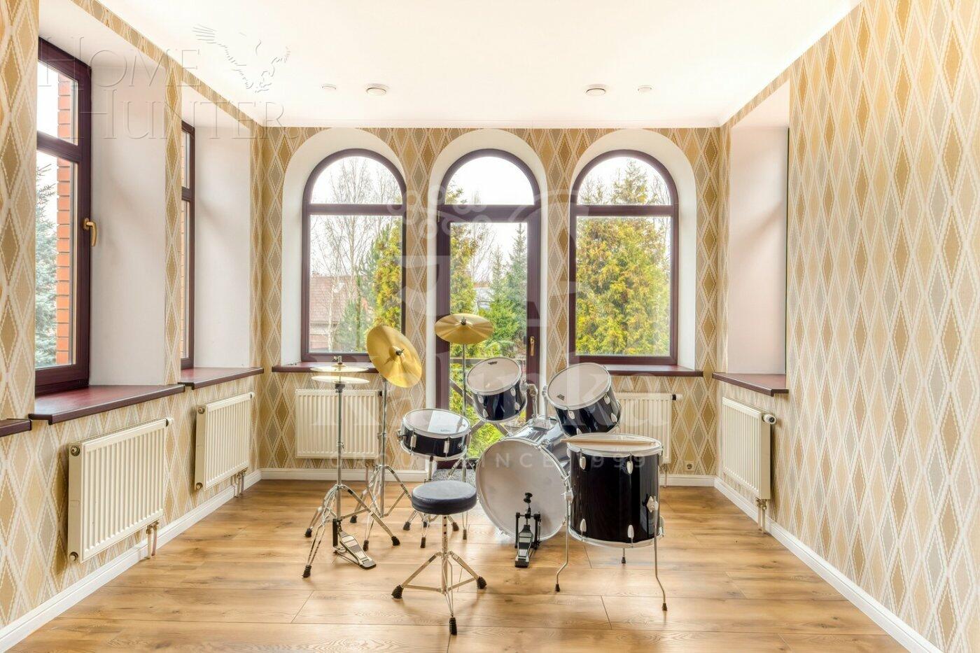 2-этажный коттедж 360 м² с отделкой