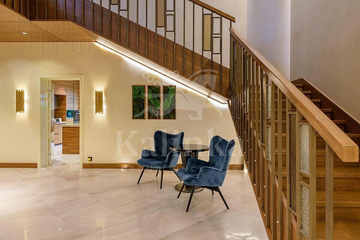 2-этажный коттедж 1 280 м² с отделкой