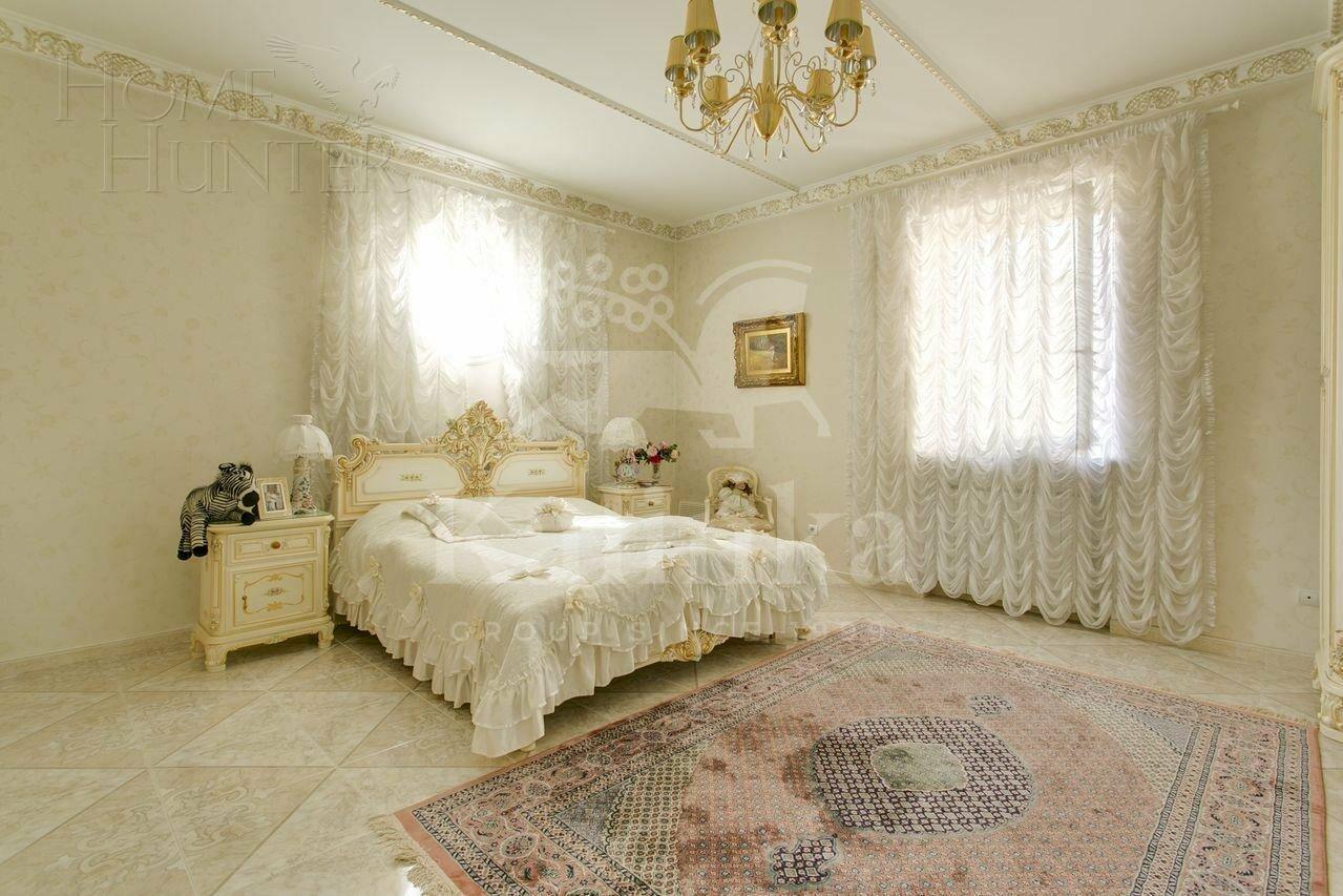 2-этажный коттедж 1 000 м² с отделкой