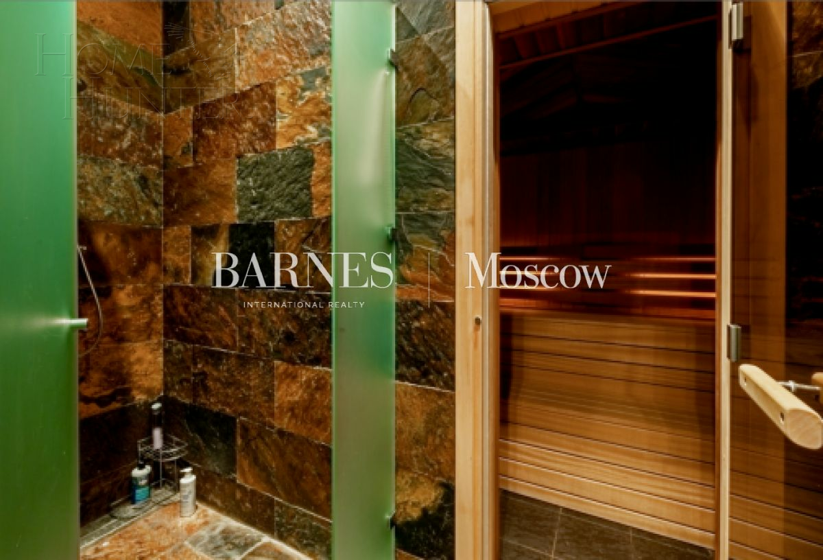 2-этажный коттедж 640 м² с отделкой