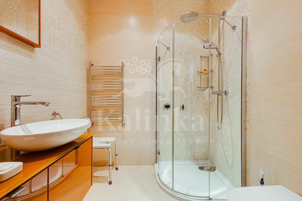 2-этажный коттедж 700 м² с отделкой