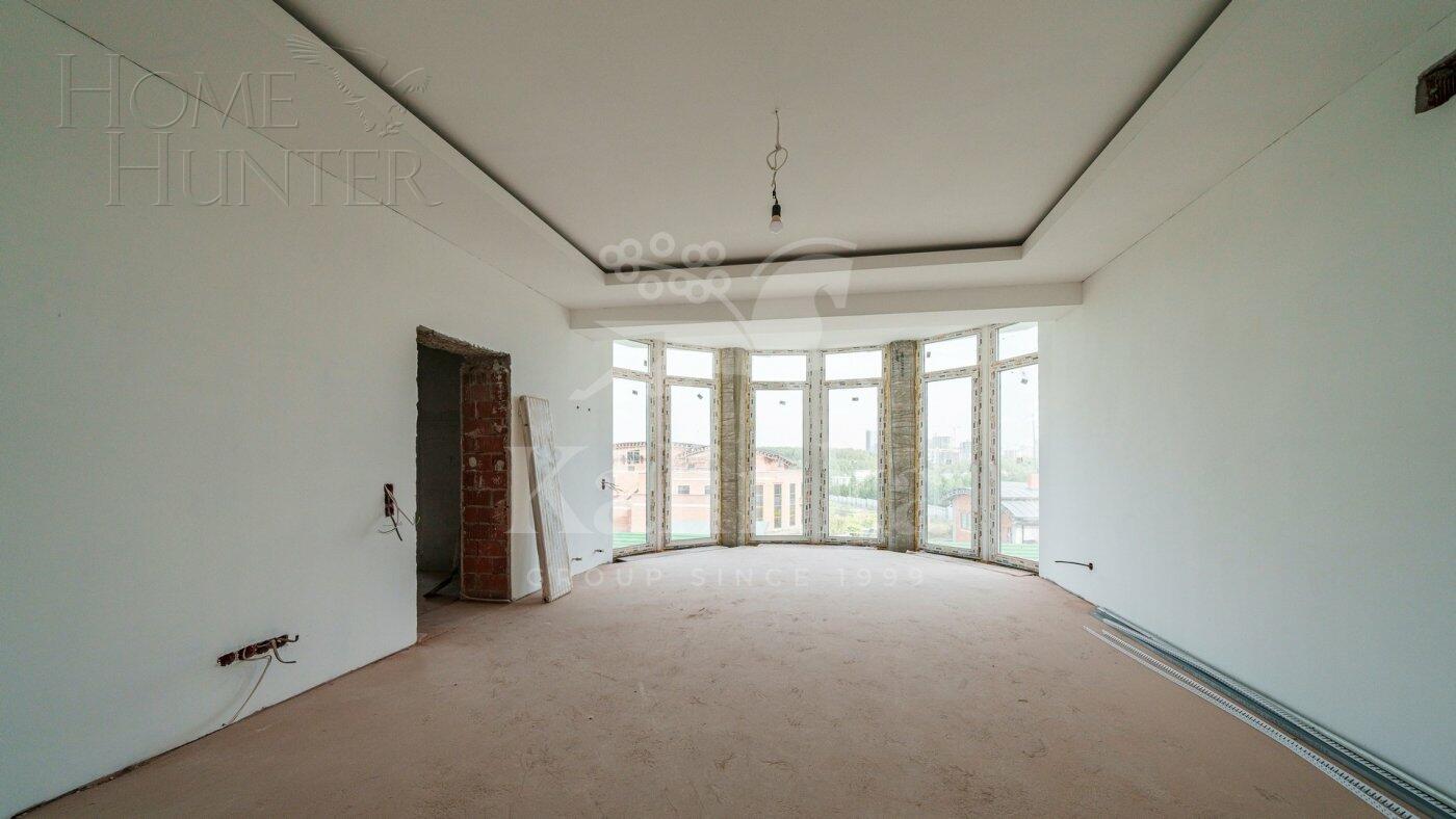 2-этажный коттедж 700 м² без отделки