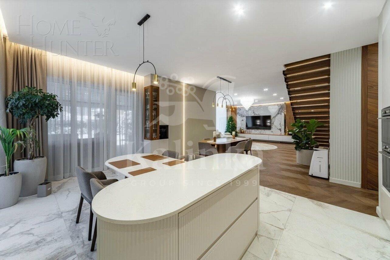 2-этажный коттедж 357 м² с отделкой