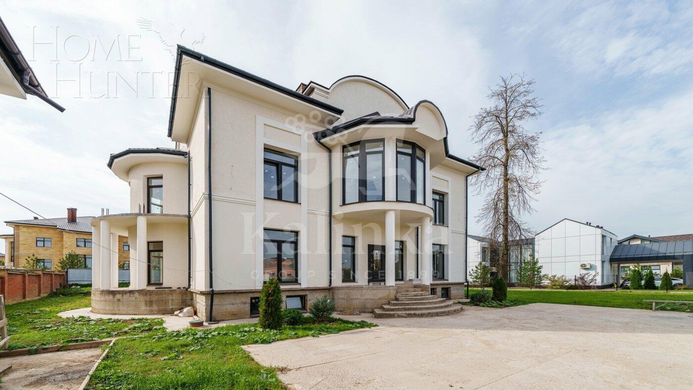 2-этажный коттедж 700 м² без отделки