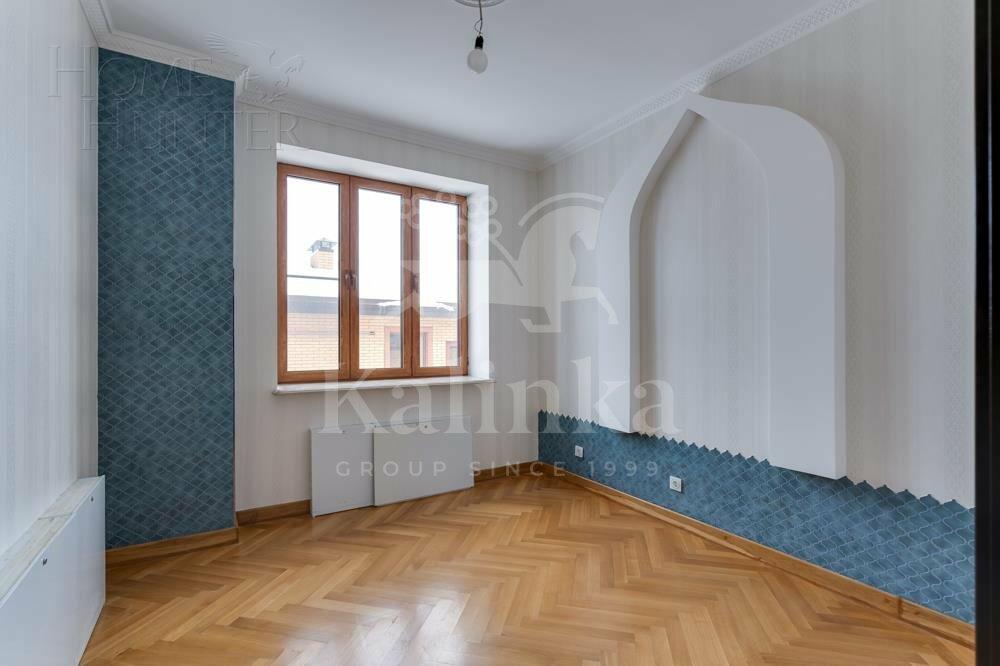 2-этажный коттедж 693.5 м² с отделкой