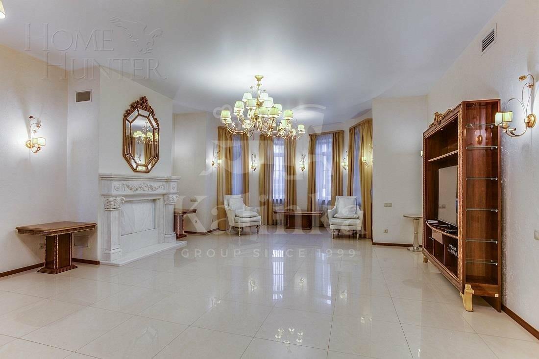 2-этажный коттедж 700 м² с отделкой