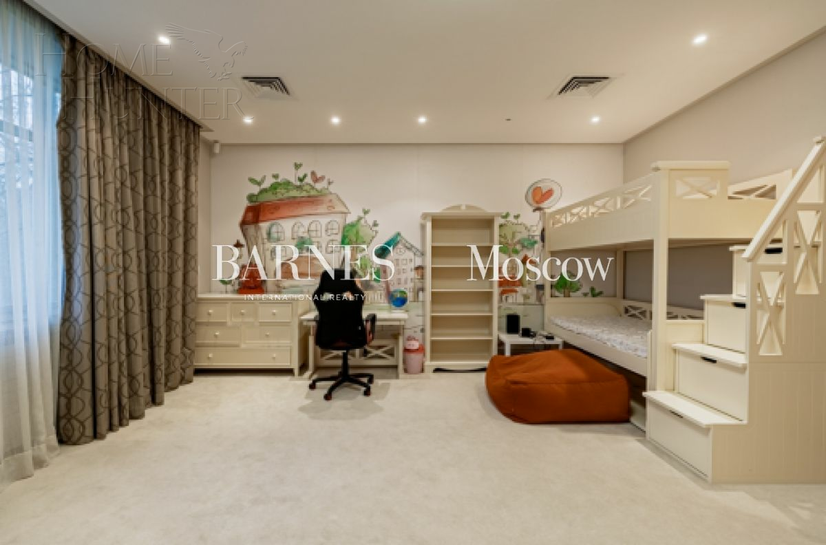 2-этажный коттедж 640 м² с отделкой